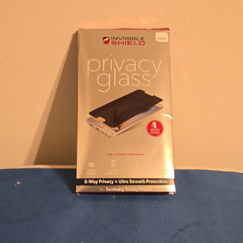 Invisible Shield 2 Way Privacy+Ultra SmoothProtection.